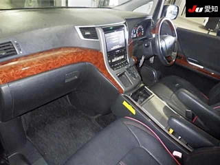 TOYOTA ALPHARD 2010