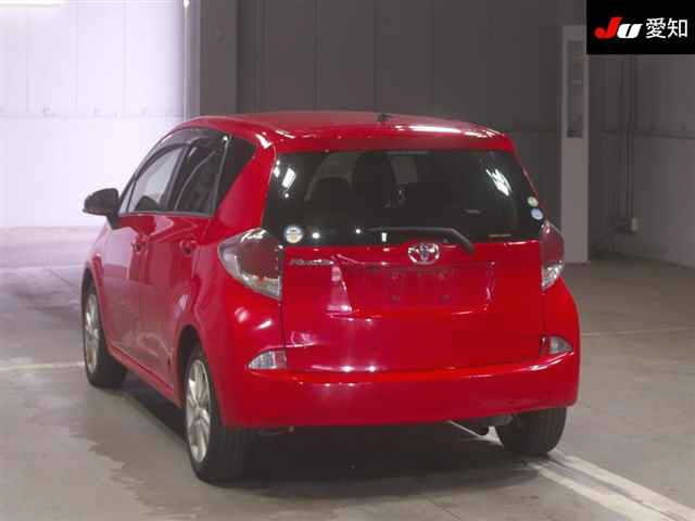 TOYOTA RACTIS 2015
