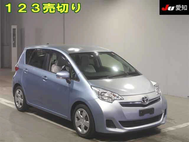 TOYOTA RACTIS 2011