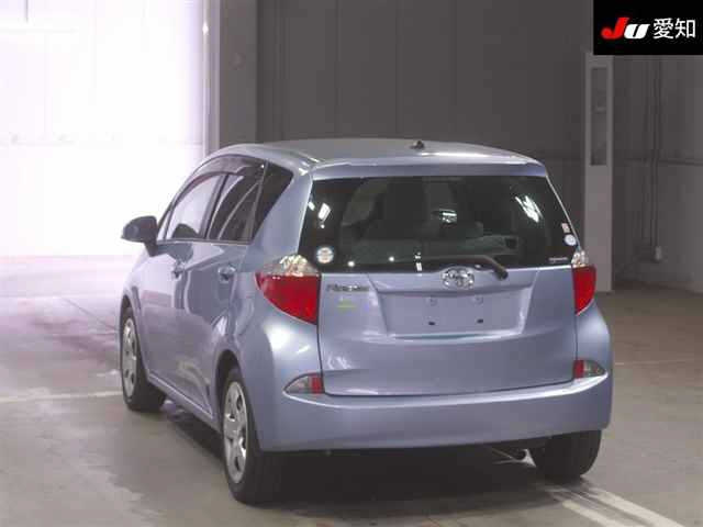 TOYOTA RACTIS 2011