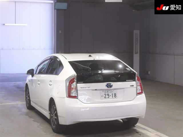 TOYOTA PRIUS 2014