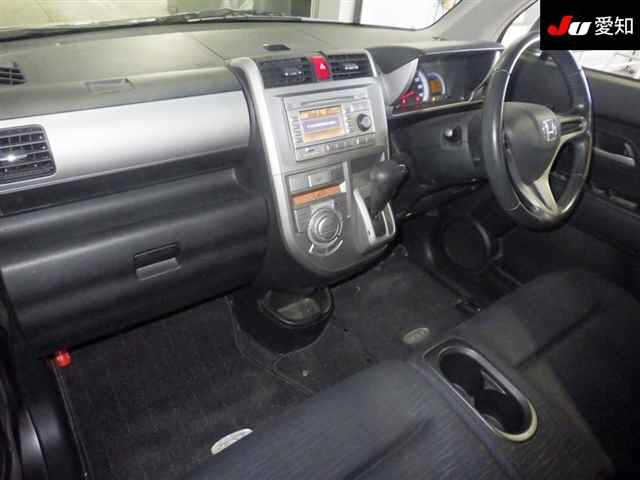 HONDA ZEST 2011