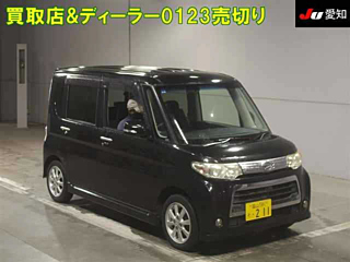DAIHATSU TANTO 2011