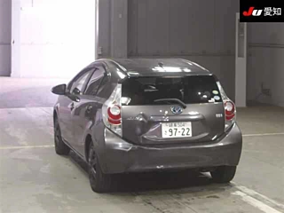 TOYOTA AQUA 2012