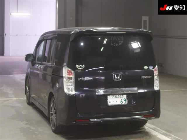 HONDA STEP WAGON 2010