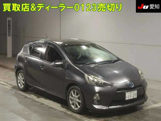 TOYOTA AQUA 2013