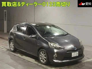 TOYOTA AQUA 2013