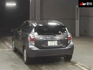 TOYOTA AQUA 2013