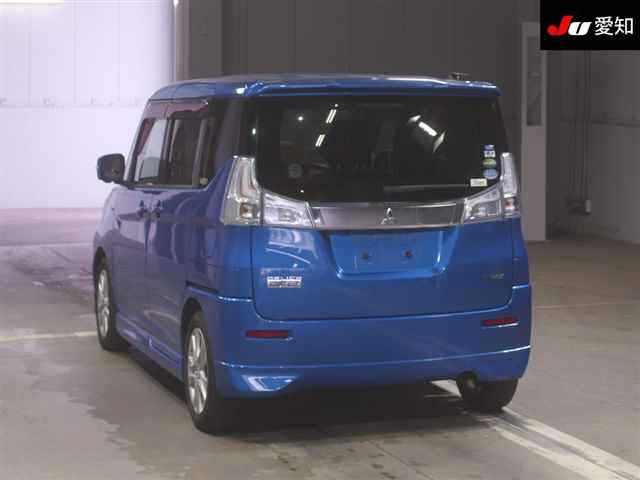 MITSUBISHI DELICA D2 2018