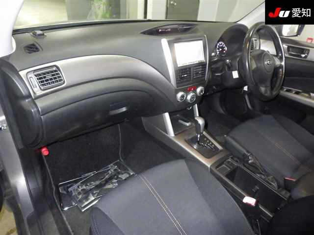 SUBARU FORESTER 2010