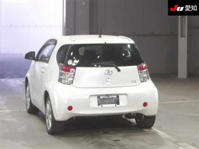 TOYOTA IQ 2009