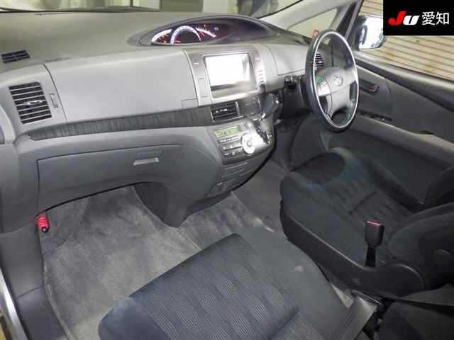 TOYOTA ESTIMA 2009