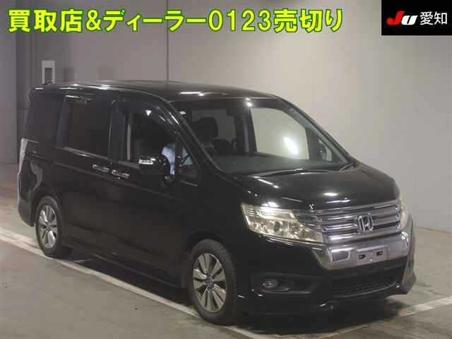 HONDA STEP WAGON 2014