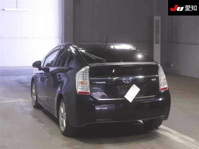 TOYOTA PRIUS 2010