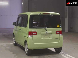 DAIHATSU TANTO 2011
