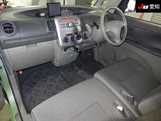DAIHATSU TANTO 2011