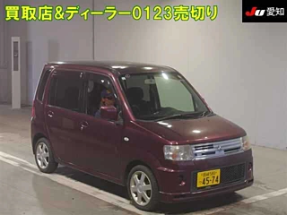 MITSUBISHI TOPPO 2009
