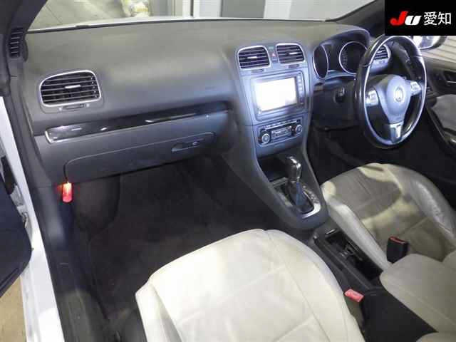 VOLKSWAGEN GOLF CABRIOLET 2012
