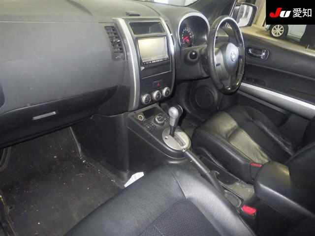 NISSAN X-TRAIL 2010