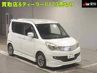 SUZUKI SOLIO 2011