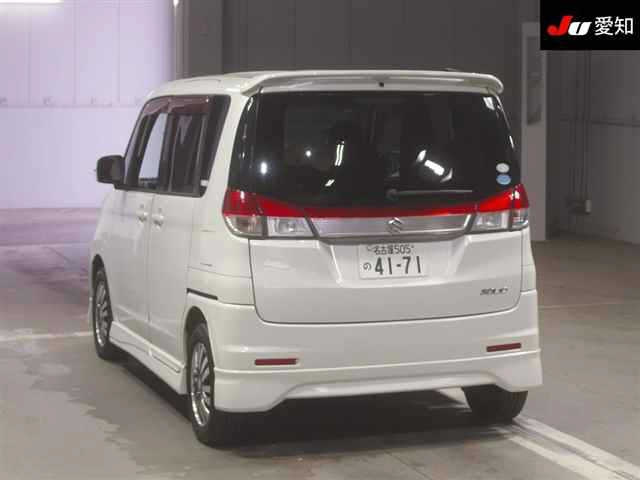 SUZUKI SOLIO 2011