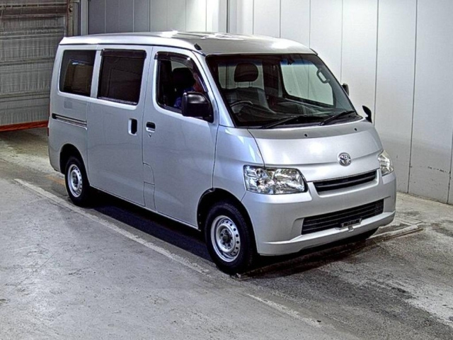 TOYOTA TOWN ACE VAN 2017