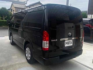 TOYOTA HIACE VAN 2021