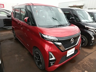NISSAN ROOX 2021