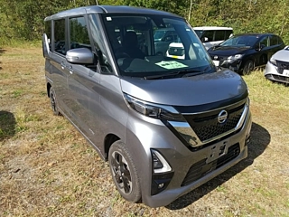 NISSAN ROOX 2022