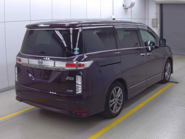 NISSAN ELGRAND 2012