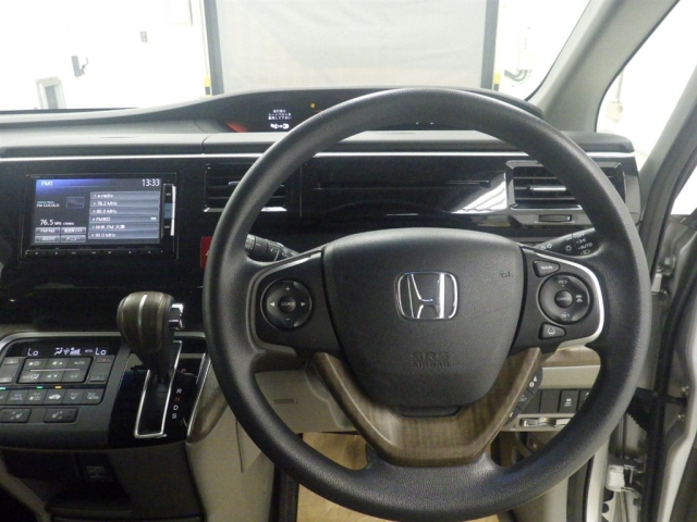 HONDA STEP WAGON 2015