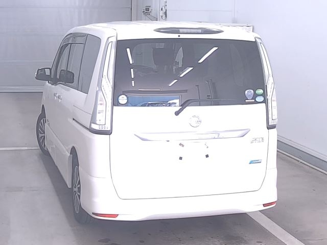 NISSAN SERENA 2015