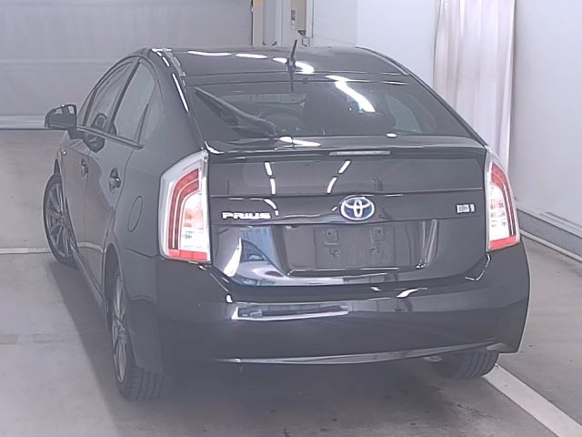 TOYOTA PRIUS 2013