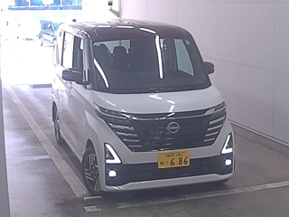 NISSAN ROOX 2024