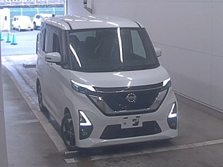NISSAN ROOX 2022