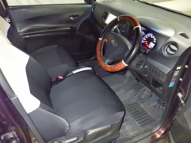 DAIHATSU TANTO EXE 2010