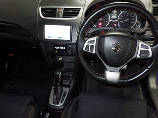SUZUKI SWIFT 2012