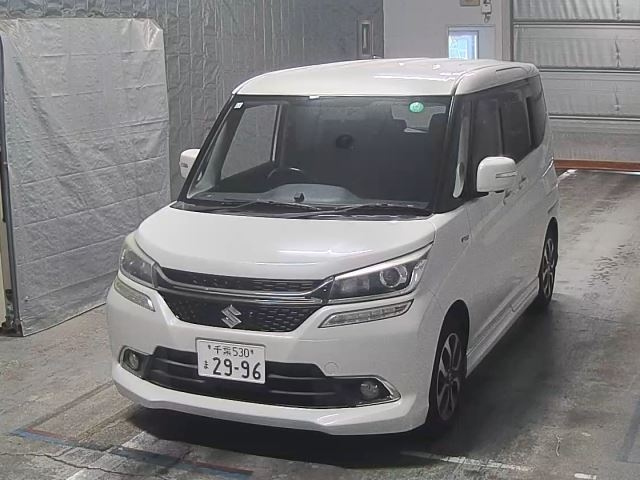 SUZUKI SOLIO 2015