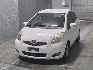 TOYOTA VITZ 2009