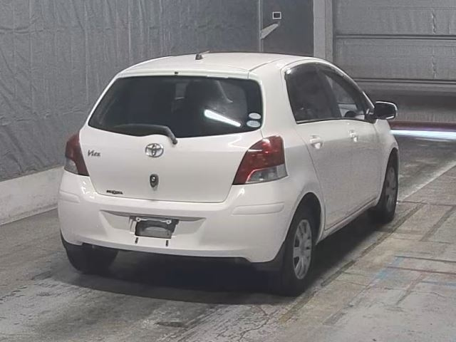 TOYOTA VITZ 2009