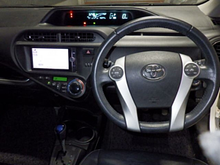 TOYOTA AQUA 2014