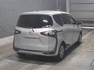 TOYOTA SIENTA 2018