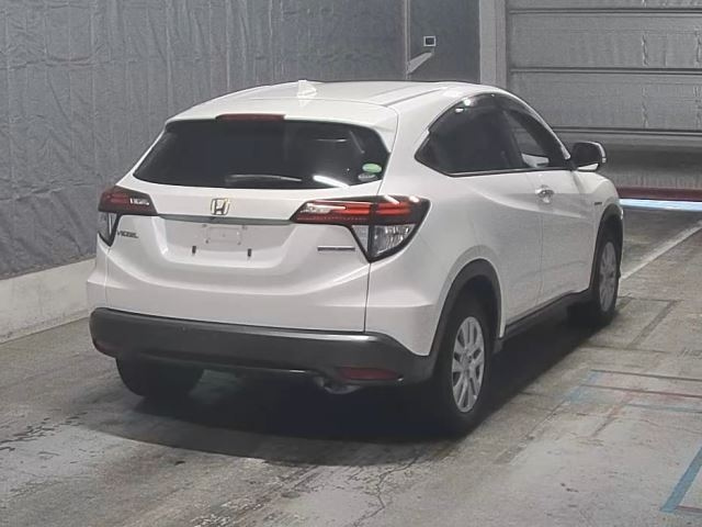 HONDA VEZEL 2015