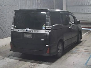 TOYOTA VOXY 2019