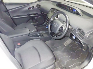 TOYOTA PRIUS 2022