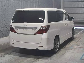 TOYOTA ALPHARD 2009