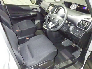 NISSAN SERENA 2016