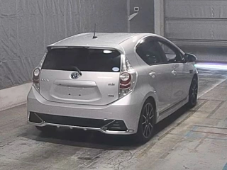 TOYOTA AQUA 2014