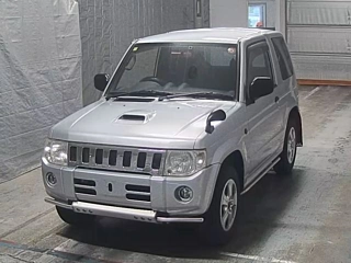 NISSAN KIX 2008