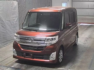 DAIHATSU TANTO 2015